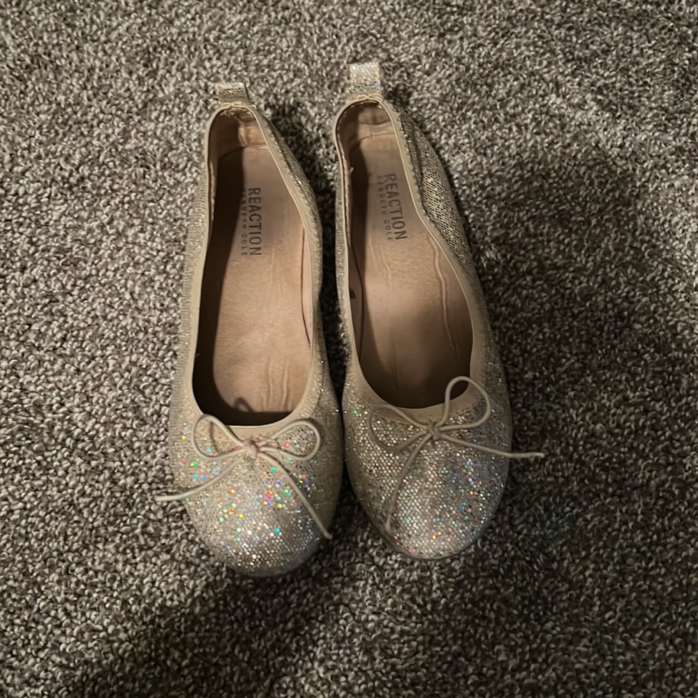 flats - Picture 2 of 2